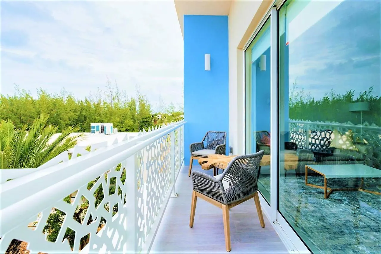 Lägenhet Cayman Luxury Rentals At The Grove West Bay
