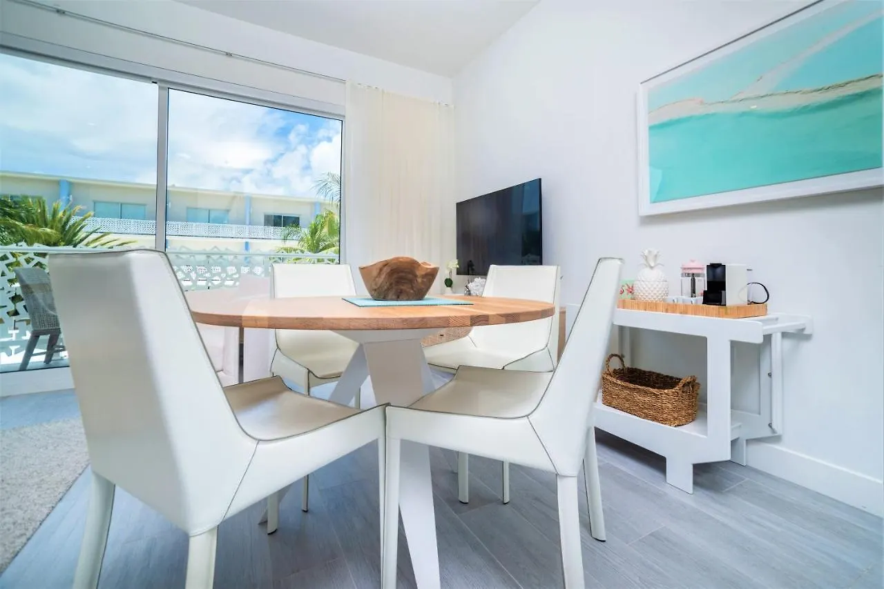 Cayman Luxury Rentals At The Grove West Bay Lägenhet