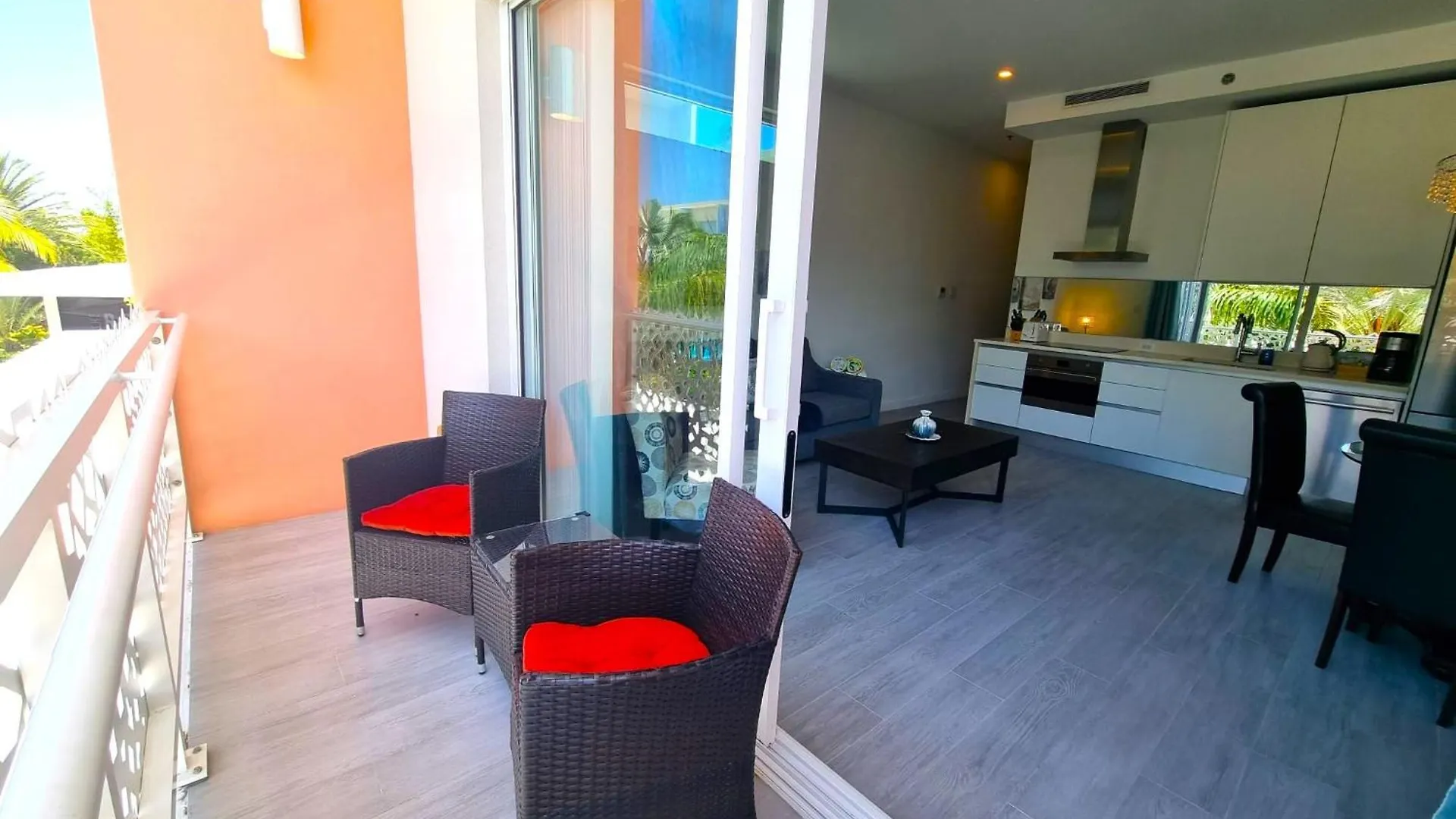 Cayman Luxury Rentals At The Grove West Bay Caymanöarna